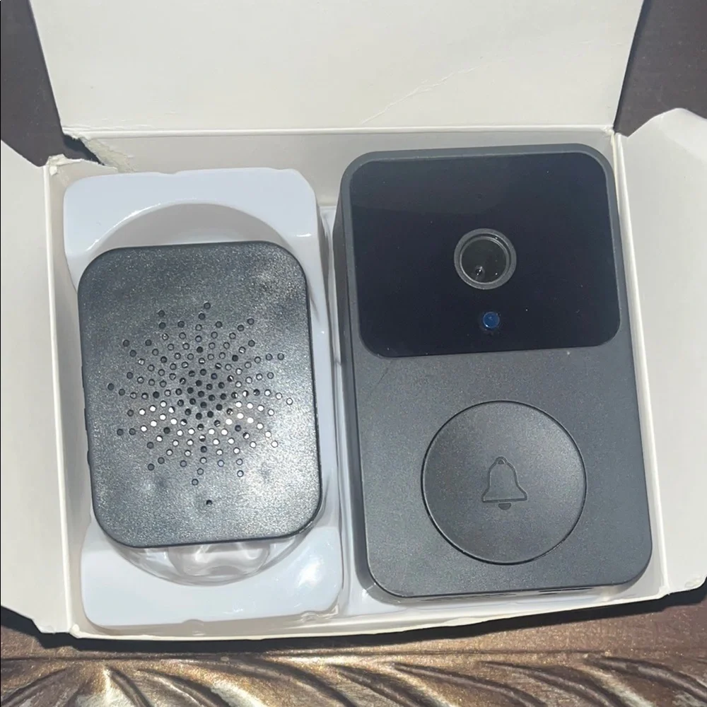 HOME SECURITY Wei home doorbell camera with Bluetooth speaker & mount